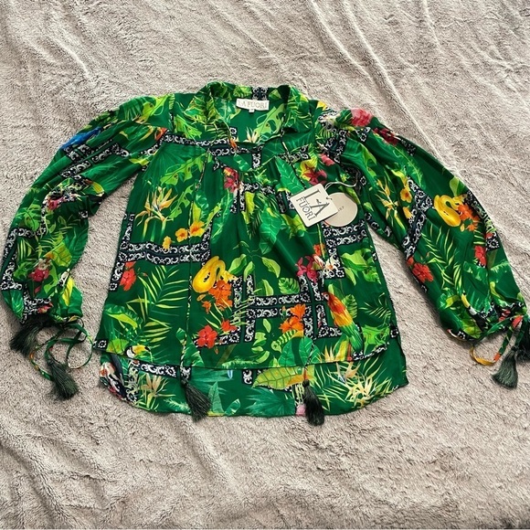NWT La Fuori Bela Fuori Tropical 100% Silk Top - Picture 13 of 13